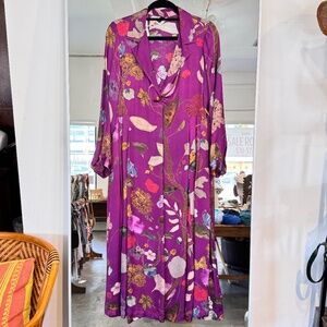 Yavi Collared Long Sleeve Dress